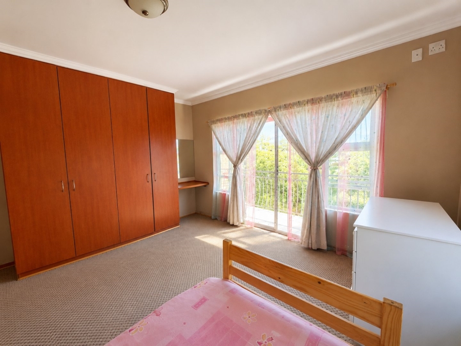 4 Bedroom Property for Sale in Lilyvale Free State